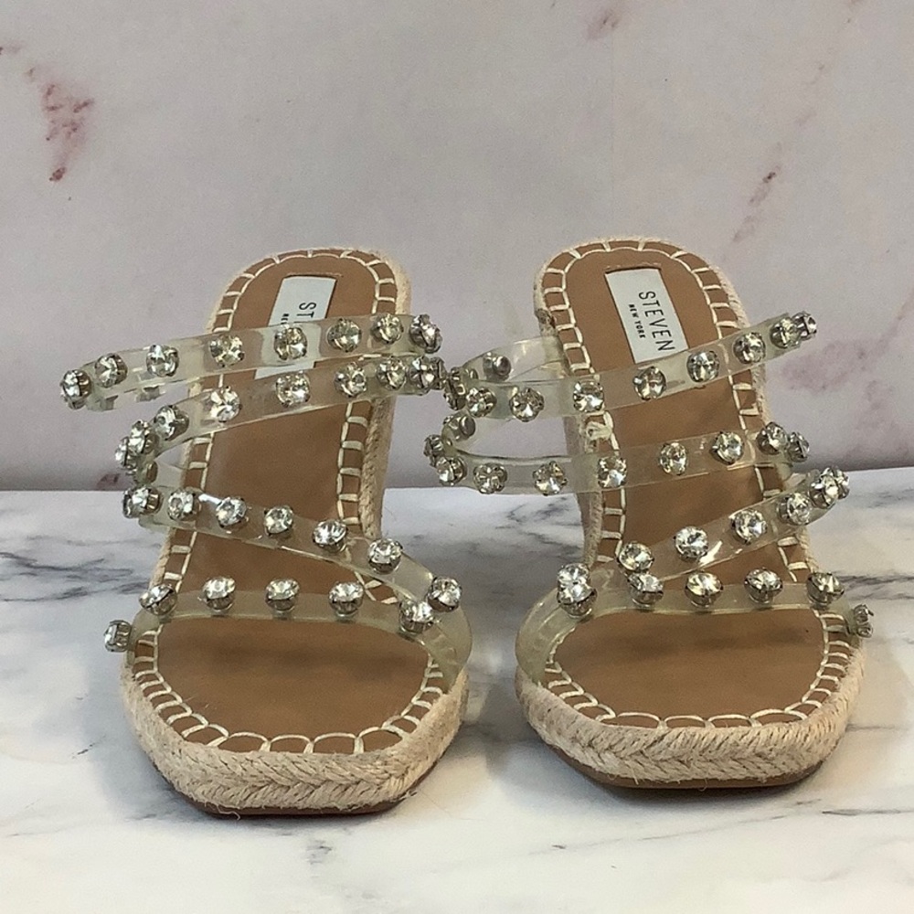 NWT STEVEN New York, Studded Espadrilles Size 6.5 US